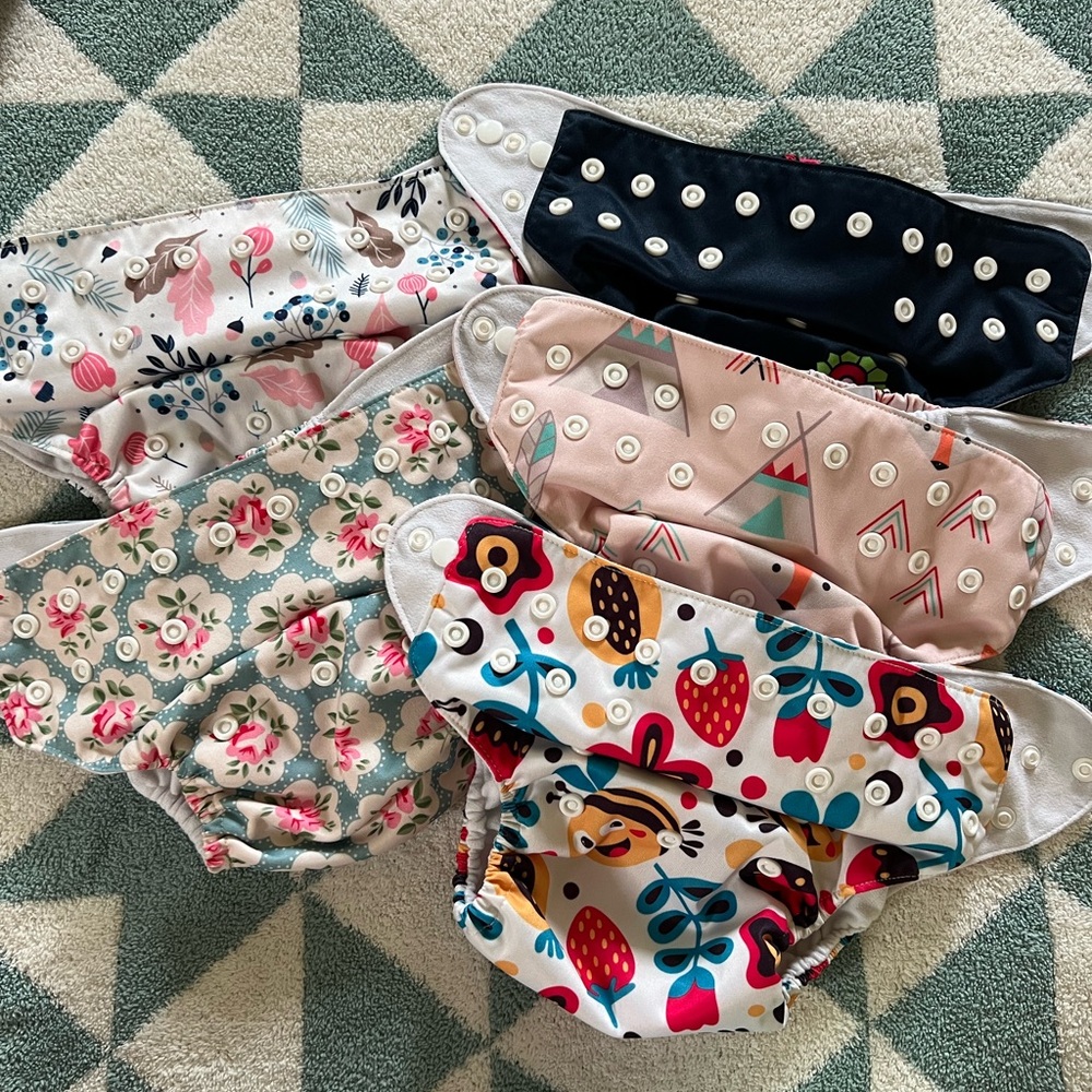Colorful Cloth Diaper Set